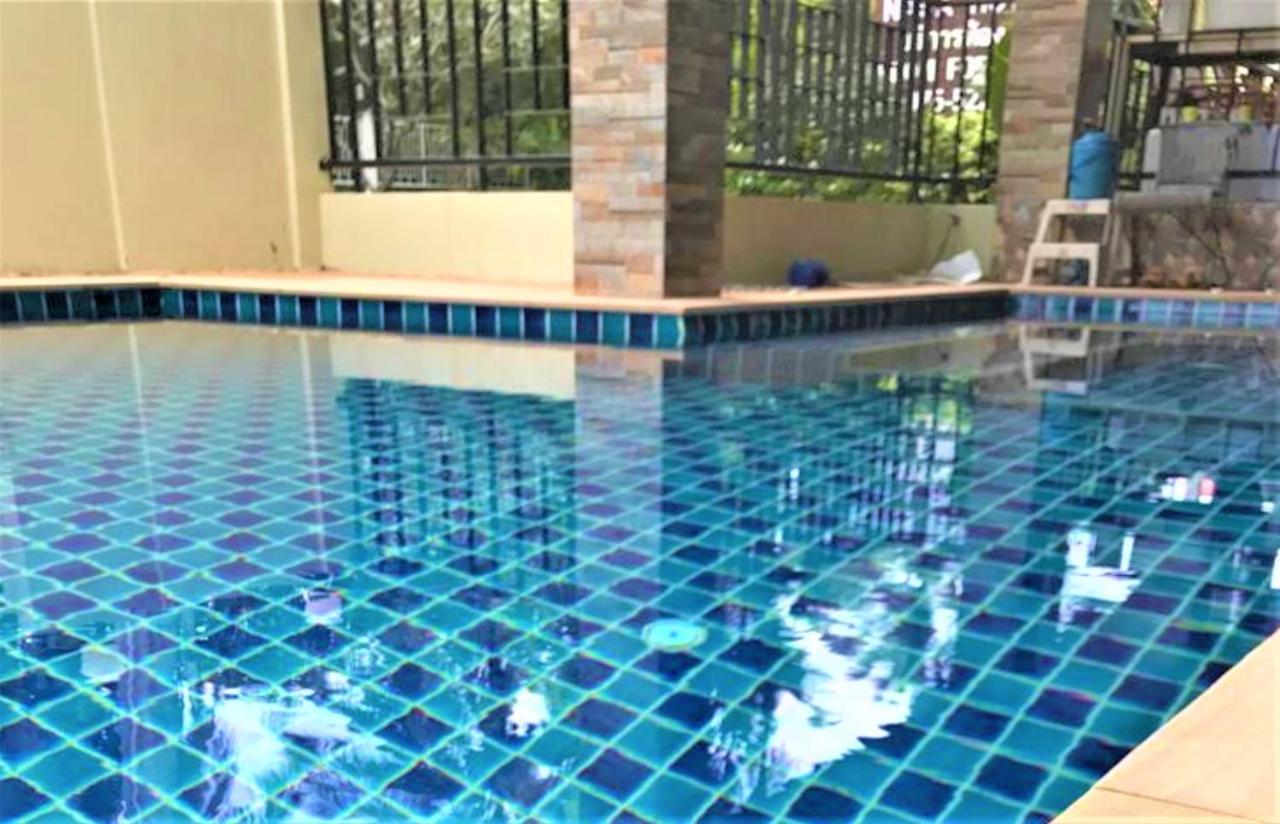 Nasa Hotel Phuket Buitenkant foto