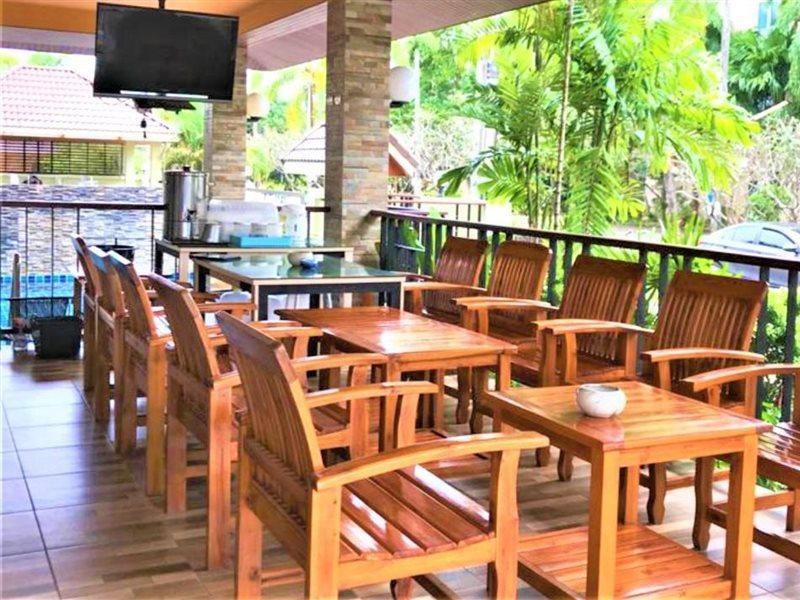 Nasa Hotel Phuket Buitenkant foto